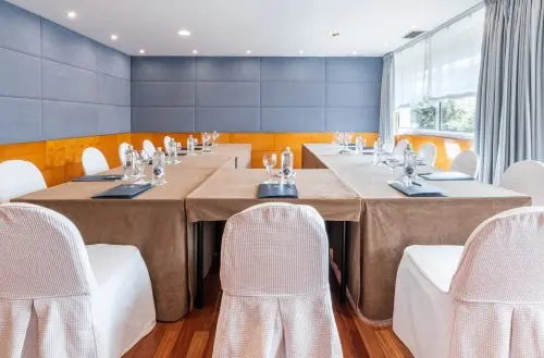 SALON ROSALIA