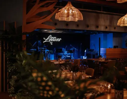 Leaves Restaurant