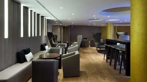 HCB LOBBY -52418.jpg
